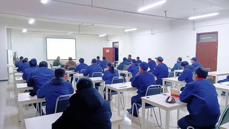 成都焊工培训设备：揭秘高效焊接技术的关键要素